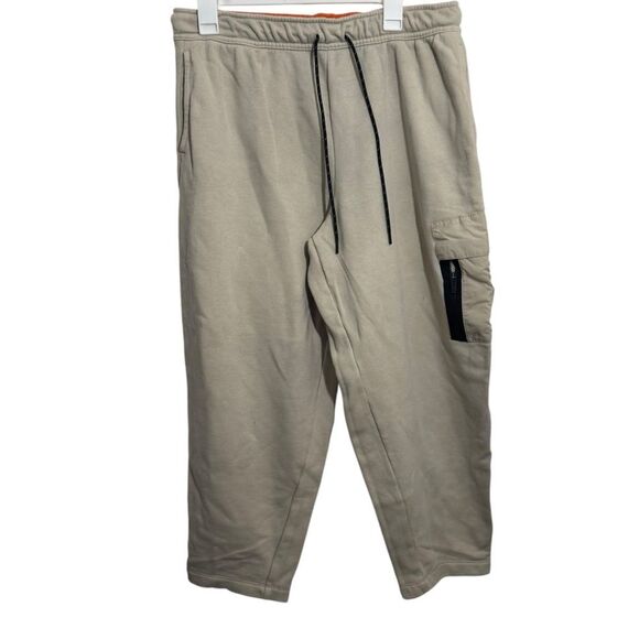 Nike Tapered Straight Leg Tan Athletic Sweatpants - Picture 1 of 4